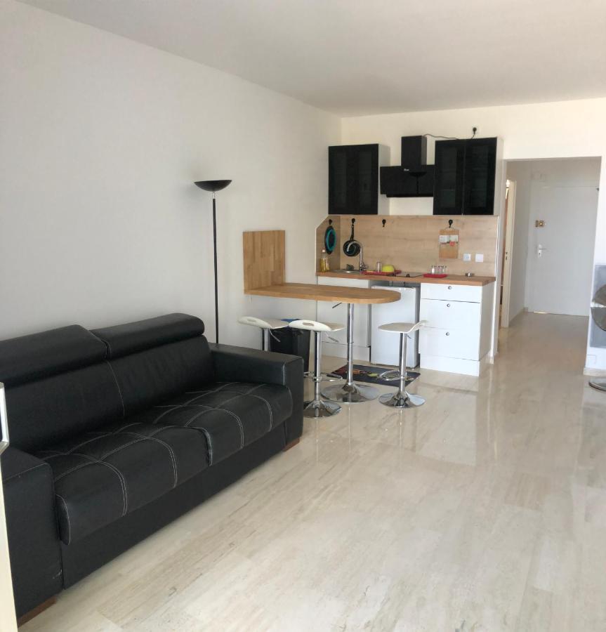 Marina06 Apartment Вилньов Любе Екстериор снимка