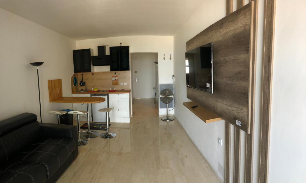 Marina06 Apartment Вилньов Любе Екстериор снимка